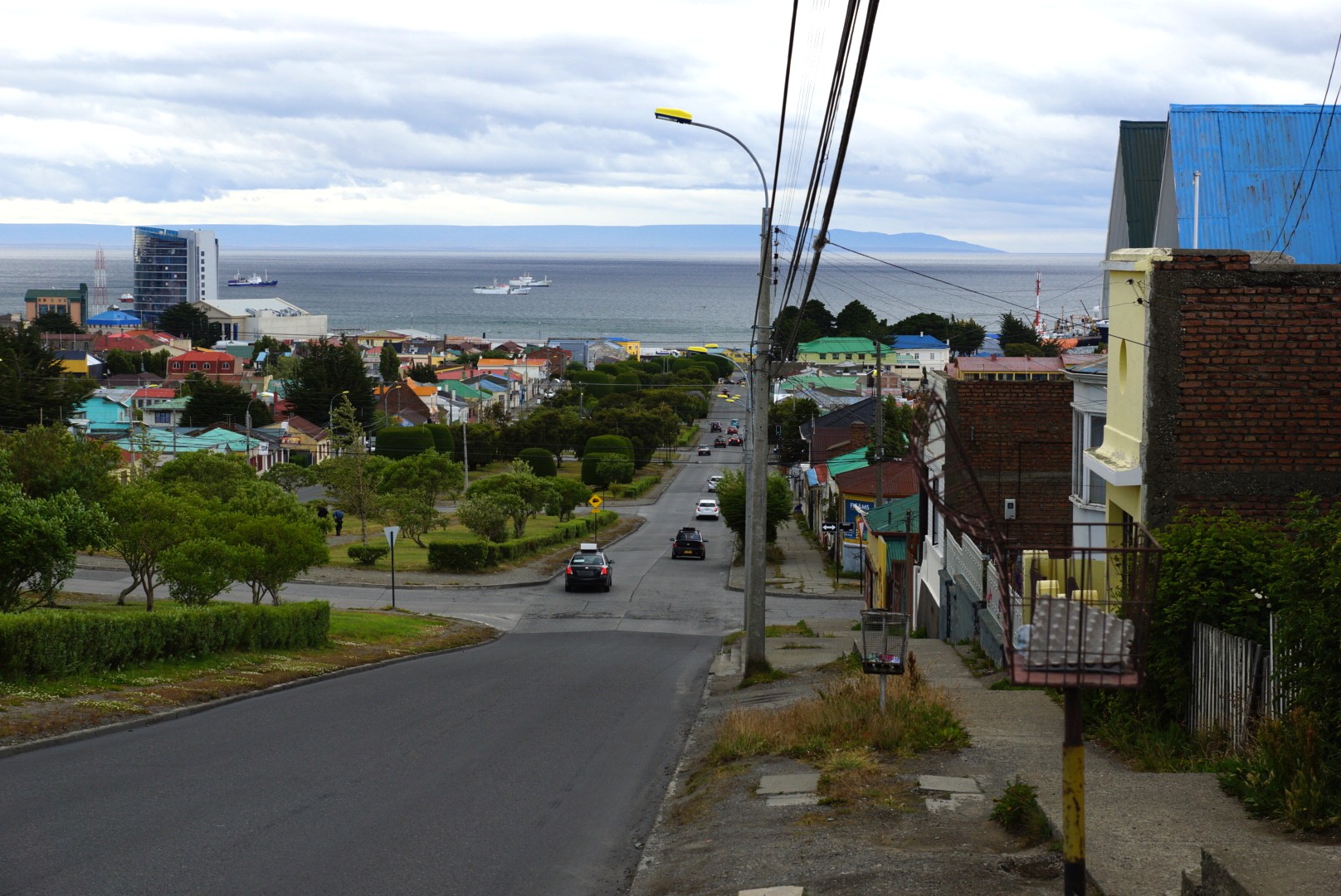 Punta arenas. Пунта-Аренас Чили. Пунта-Аренас город в Чили. Пунта Аренас климат. Пунта Аренас климатический пояс.